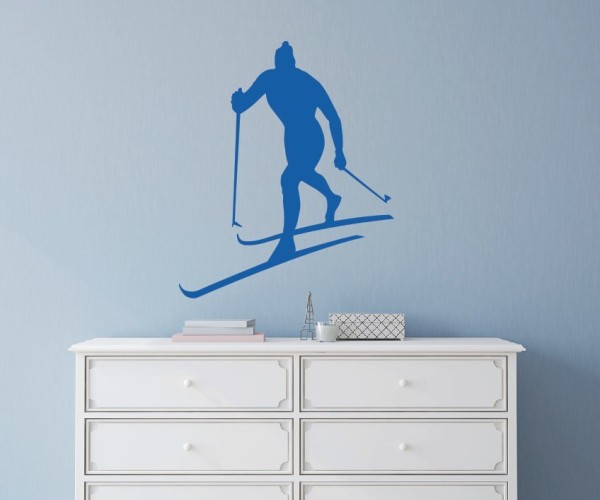 Wandtattoo Sportschatten | Ein Skiläufer beim Skilanglauf als Silhouette günstig kaufen
