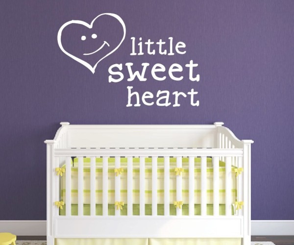 Wandtattoo Kinderzimmer | Süßes Herz mit Schriftzug – little sweet heart